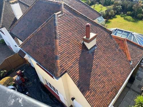 Domestic roof cleaning. Moss removal. Professional. Safe. Eco friendly.